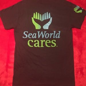 Sea World T Shirt